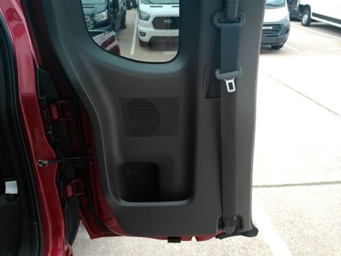 Used 2017 Nissan Frontier SV RWD image 15