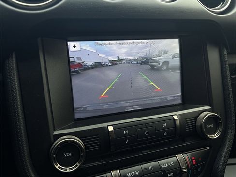 Used 2016 Ford Mustang Shelby GT350 w/ Technology Package image 23