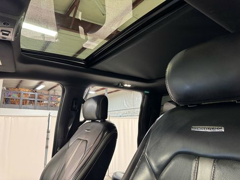 Used 2020 Ford F250 Platinum w/ FX4 Off-Road Package image 28