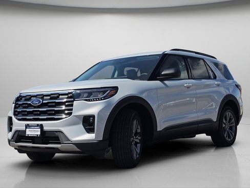 New 2026 Ford Explorer Active w/ Active Comfort Package AWD/4WD image 17