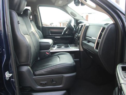 Used 2013 RAM 2500 Laramie image 10