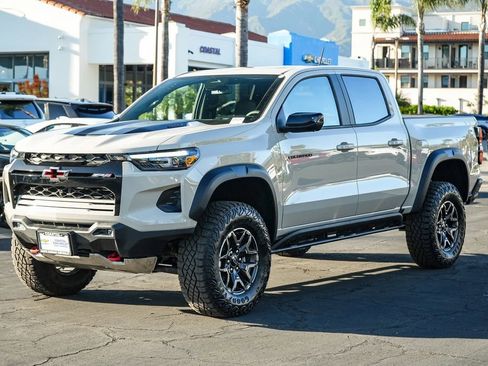 New 2026 Chevrolet Colorado ZR2 w/ Technology Package AWD/4WD image 3