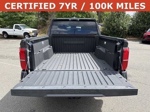 Used 2024 Toyota Tacoma TRD Off-Road AWD/4WD image 12