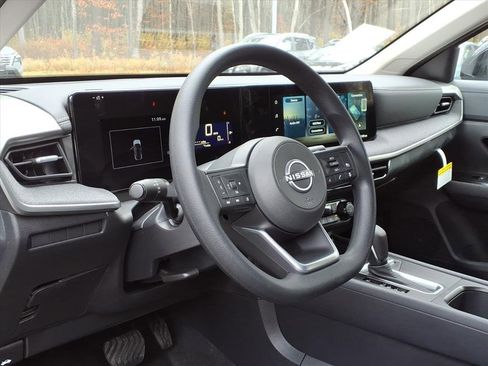 New 2026 Nissan Kicks SV w/ Cold Weather Package image 8