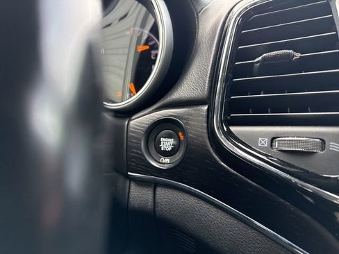 Used 2019 Jeep Grand Cherokee Summit image 34