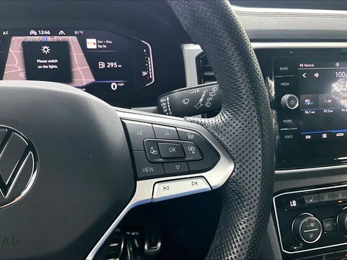 Used 2022 Volkswagen Atlas Cross Sport SEL R-Line w/ Cross Sport MDO Package image 25