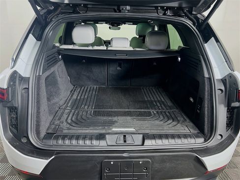 Used 2023 Land Rover Range Rover Sport SE image 28