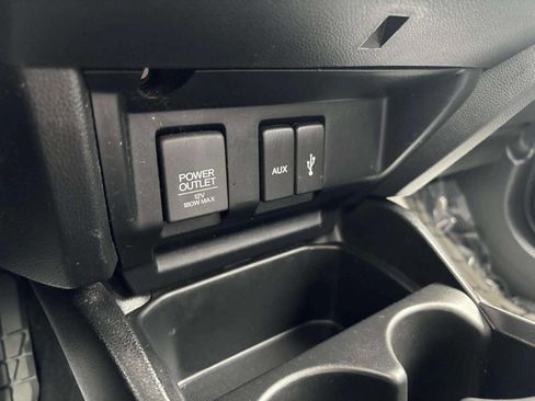 Used 2016 Honda Fit LX image 29