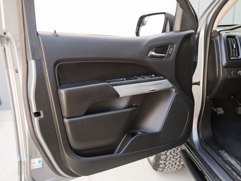 Used 2022 Chevrolet Colorado ZR2 w/ Colorado ZR2 Bison Edition image 14