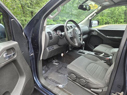 Used 2015 Nissan Frontier PRO-4X AWD/4WD image 11