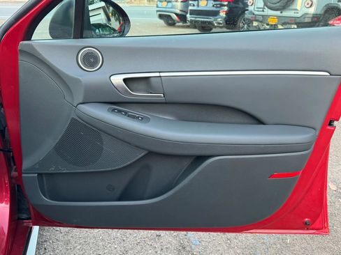 Used 2020 Hyundai Sonata SEL w/ Convenience + Sunroof Package FWD image 15