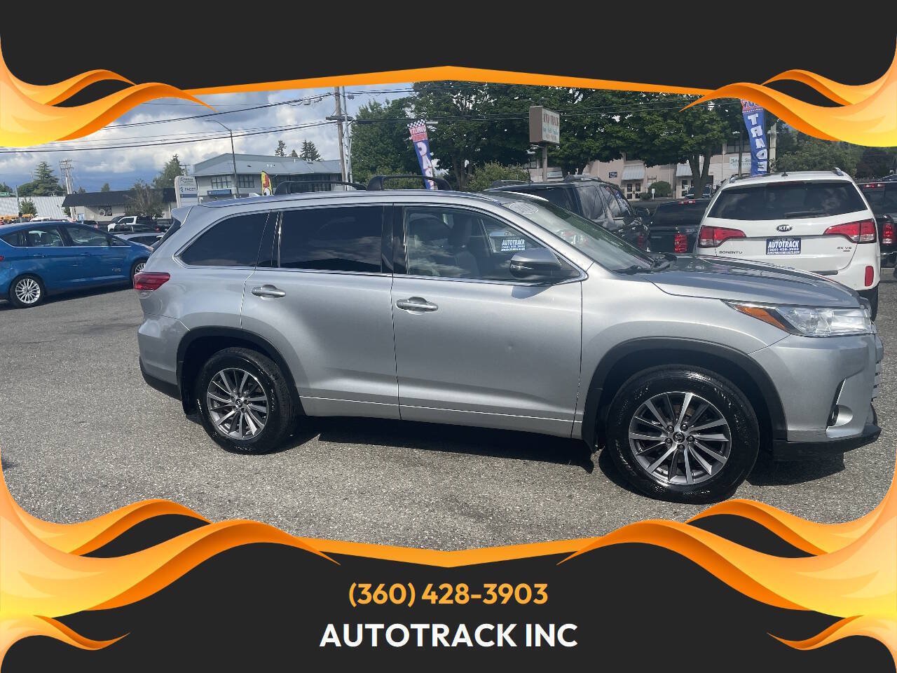 Used 2018 Toyota Highlander XLE AWD/4WD image 1