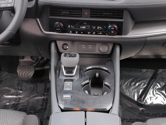 Certified 2026 Nissan Rogue SV FWD image 19