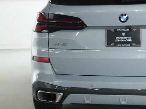 Used 2024 BMW X5 xDrive40i w/ Executive Package AWD/4WD image 45