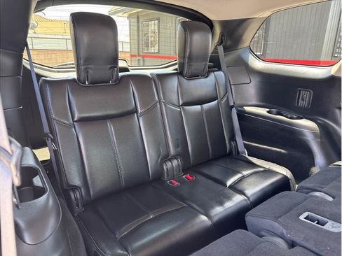 Used 2020 Nissan Pathfinder SL FWD image 22