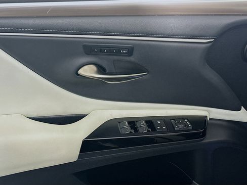 Used 2023 Lexus ES 350 F Sport image 15