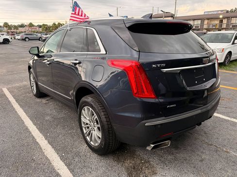 Used 2018 Cadillac XT5 Luxury w/ Driver Awareness Package AWD/4WD image 4