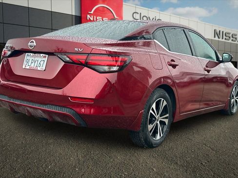 Used 2020 Nissan Sentra SV image 3