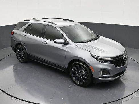 Used 2024 Chevrolet Equinox RS FWD image 19