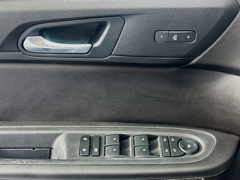 Used 2017 GMC Acadia Limited SLT image 20