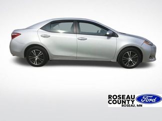 Used 2017 Toyota Corolla LE image 1