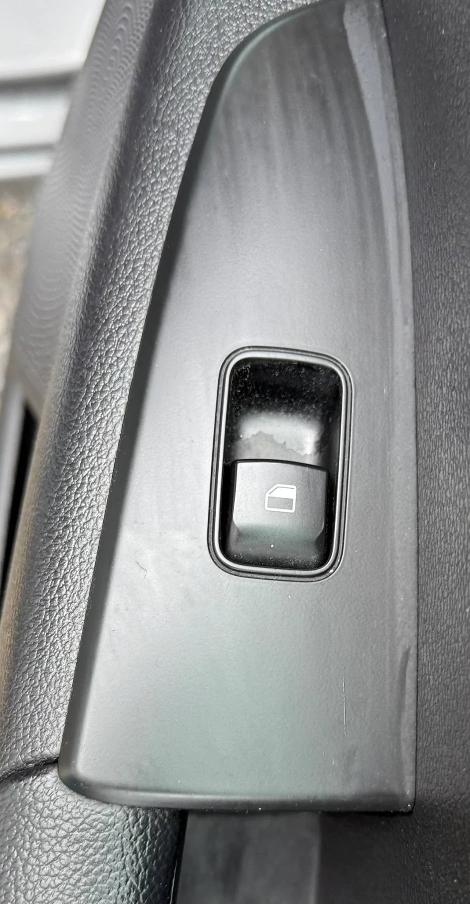 Used 2022 Kia Forte LXS FWD image 29