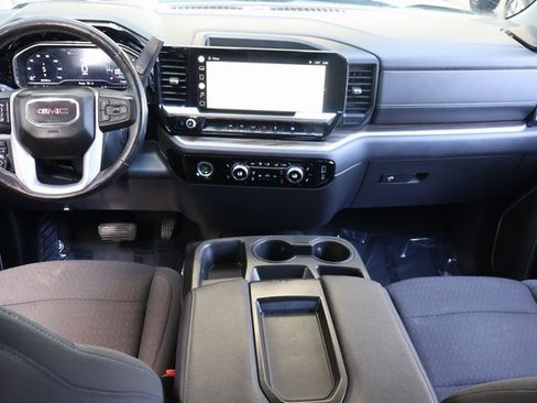 Certified 2022 GMC Sierra 1500 Elevation image 13