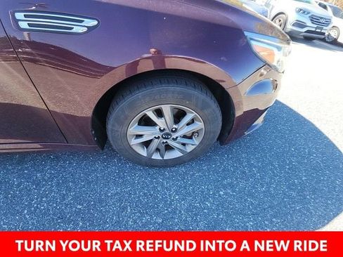 Used 2019 Kia Optima LX image 15