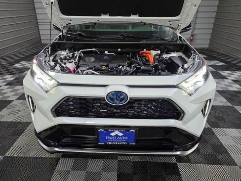 Used 2022 Toyota RAV4 XSE image 40