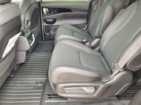 New 2026 Kia Carnival SX Prestige FWD image 13