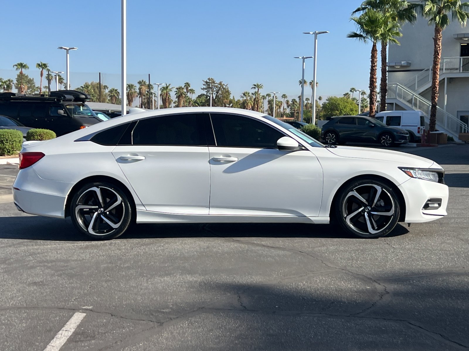 Used 2020 Honda Accord Sport image 2