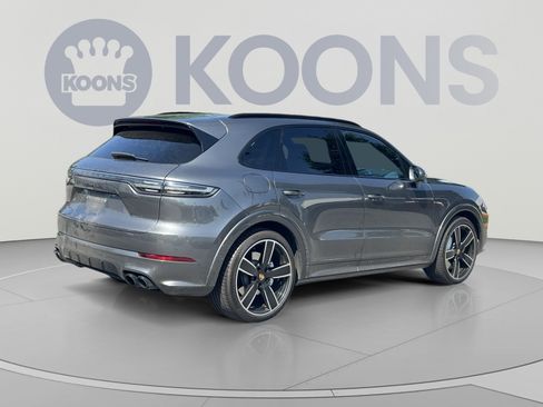 Used 2020 Porsche Cayenne Turbo AWD/4WD image 5