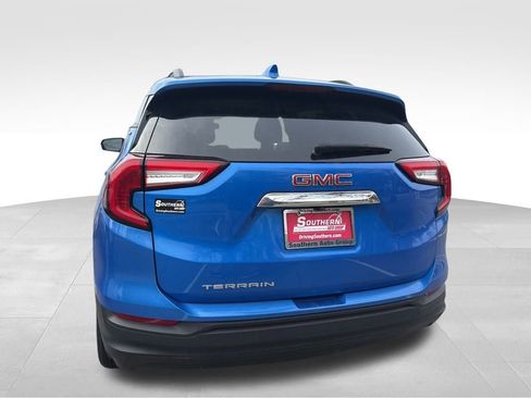 Certified 2024 GMC Terrain SLE w/ Driver Convenience Package image 25