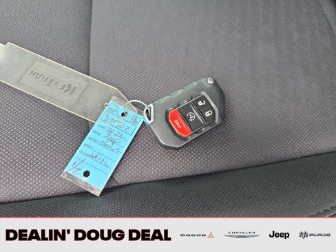 Used 2022 Jeep Gladiator Sport AWD/4WD image 30