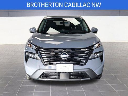 Used 2025 Nissan Rogue SL w/ SL Premium Package image 11