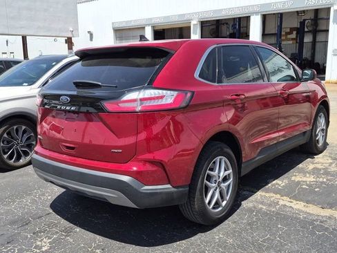 Used 2024 Ford Edge SEL AWD/4WD image 8