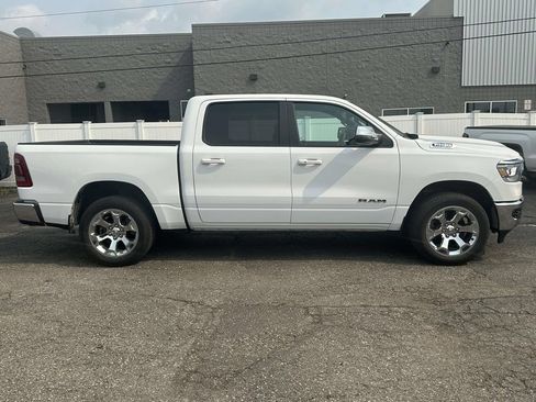 Used 2023 RAM 1500 Laramie AWD/4WD image 2