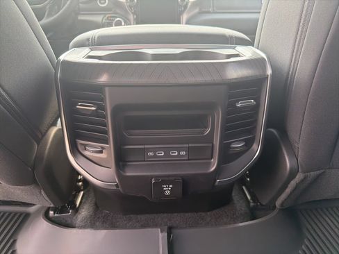New 2026 RAM 1500 Big Horn AWD/4WD image 17