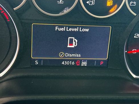 Used 2021 Chevrolet Silverado 1500 LT Trail Boss AWD/4WD image 13