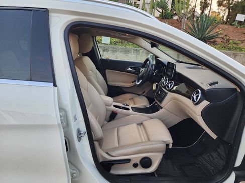 Used 2016 Mercedes-Benz GLA 250 image 22