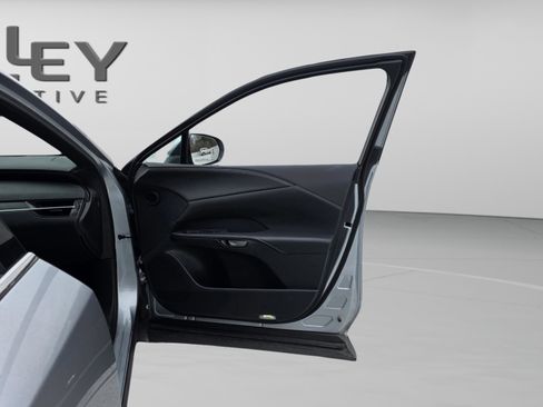 Used 2025 Lexus RX 350h w/ Accessory Package (Z1) image 31