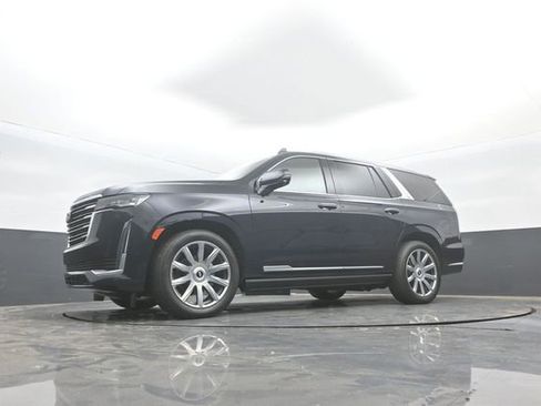 Used 2023 Cadillac Escalade Premium Luxury Platinum w/ Heavy-Duty Trailer Package AWD/4WD image 35