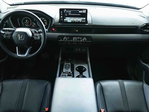 Used 2024 Honda Pilot Touring image 26
