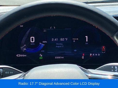 Certified 2024 Chevrolet Equinox EV RS FWD image 9