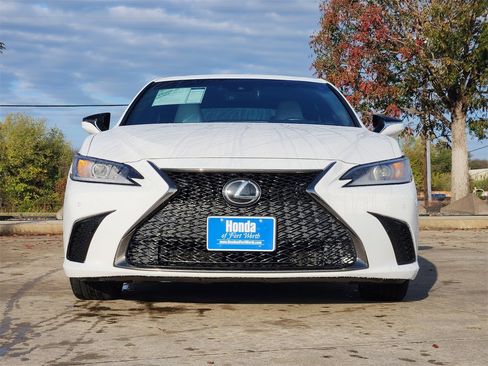 Used 2022 Lexus ES 350 F Sport image 2