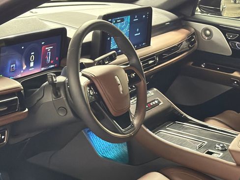 New 2026 Lincoln Aviator Reserve AWD/4WD image 15