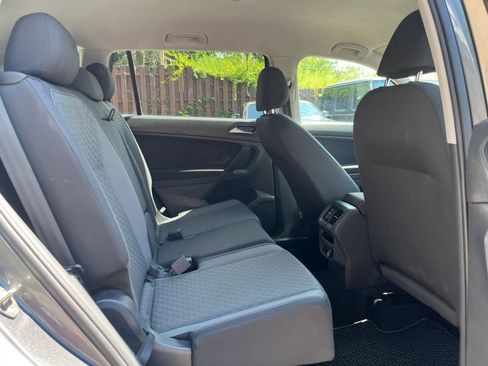 Used 2021 Volkswagen Tiguan S FWD image 15