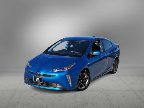 Used 2022 Toyota Prius XLE image 1