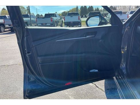 Used 2025 Toyota Camry SE w/ Convenience Package AWD/4WD image 25