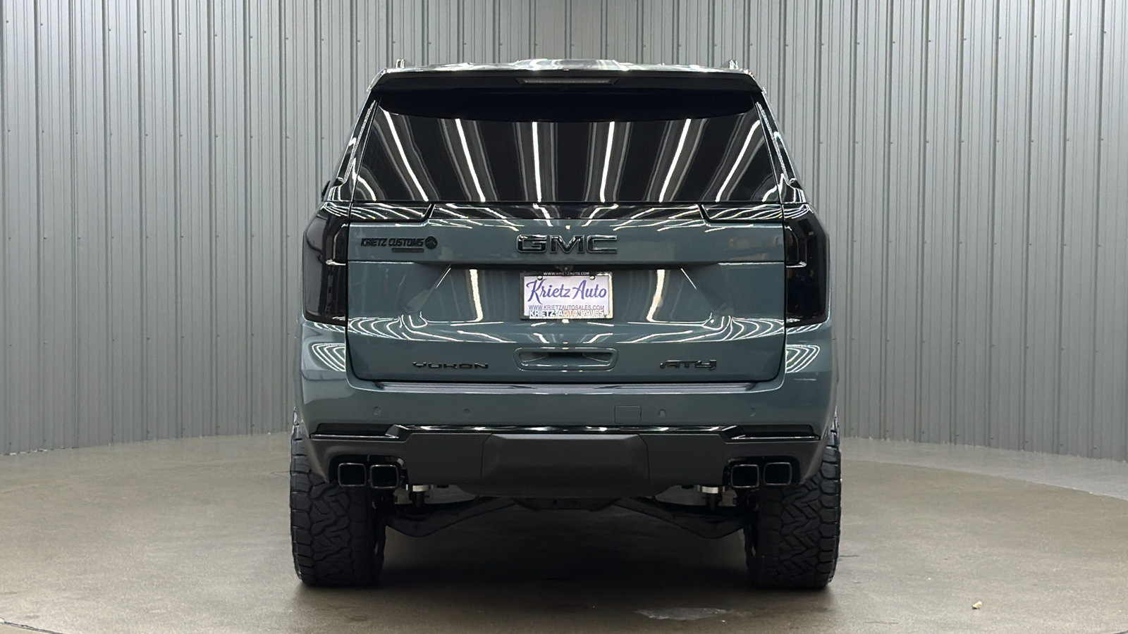 Used 2026 GMC Yukon AT4 w/ LPO, Floor Liner Package AWD/4WD image 4